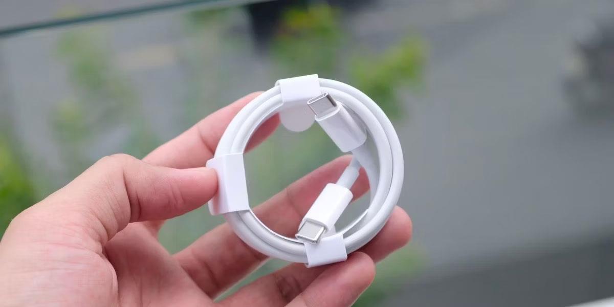 Hvilken type kabel og oplader har din iPhone brug for?