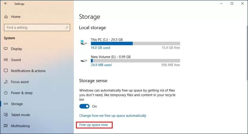 Sådan bruger du Storage sense på Windows 10 til at frigøre drevplads