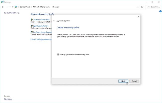 Opprett en gjenopprettingsstasjon for Windows 10