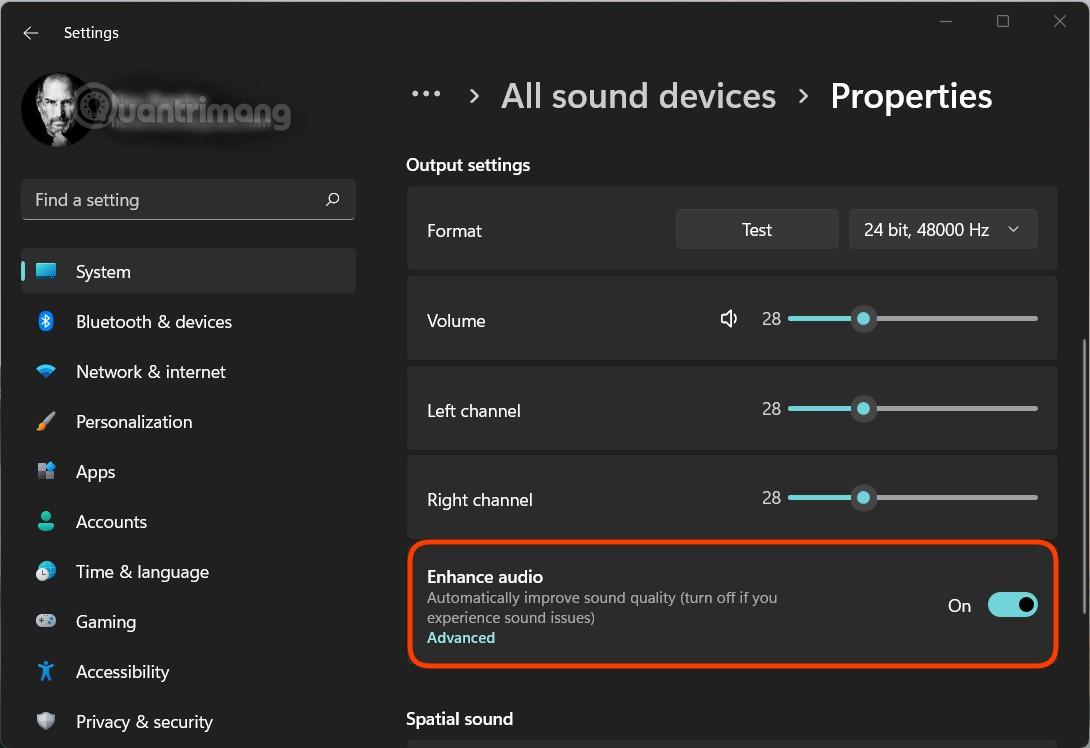 Slik slår du på Enhance Audio for å forbedre lydkvaliteten på Windows 11