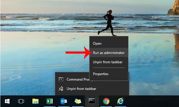 Slik åpner du festede applikasjoner på oppgavelinjen som administrator i Windows 10