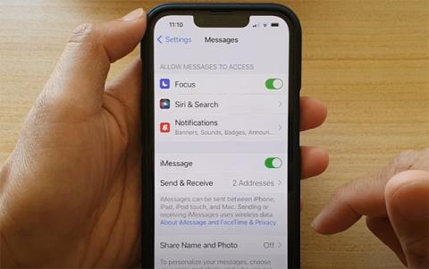 Lipdukų tvarkymo „iPhone Messages“ instrukcijos