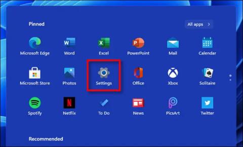 Kā izlīdzināt Windows 11 uzdevumjoslas ikonu pa kreisi
