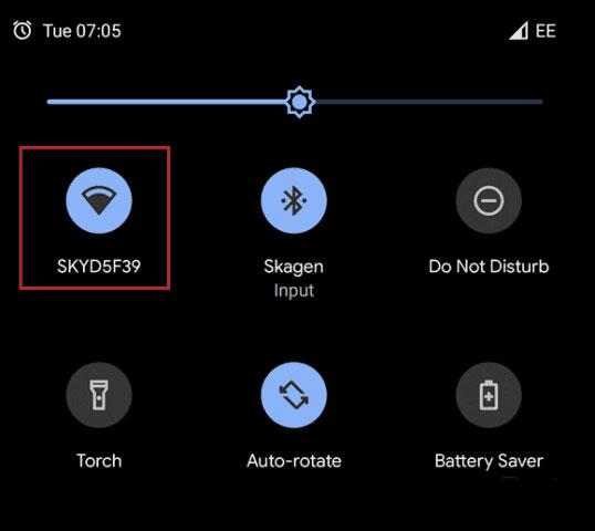 A WiFi hitelesítő adatok megosztása QR-kóddal Android 10 rendszeren