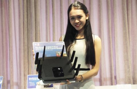 Az irodai Wi-Fi router rendkívül nagy sebességgel szolgálja a szórakozást