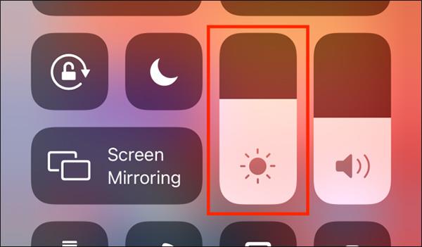 Kā pielāgot ekrāna spilgtumu iPhone un iPad