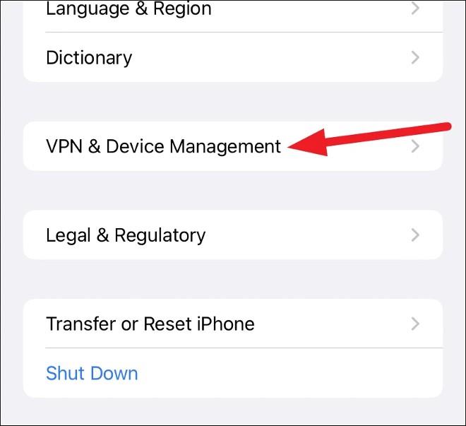 Hogyan válthat vissza iOS 16 Beta 1-ről iOS 15-re