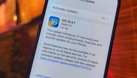 Kaip ištaisyti „iOS 17“ akumuliatoriaus išsikrovimo klaidą